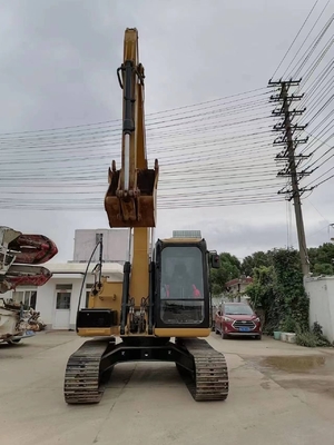 低燃費で高品質の CAT 313D2GC 中古掘削機