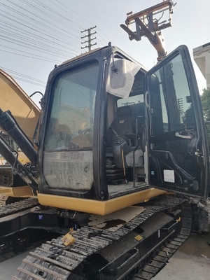 低燃費で高品質の CAT 313D2GC 中古掘削機