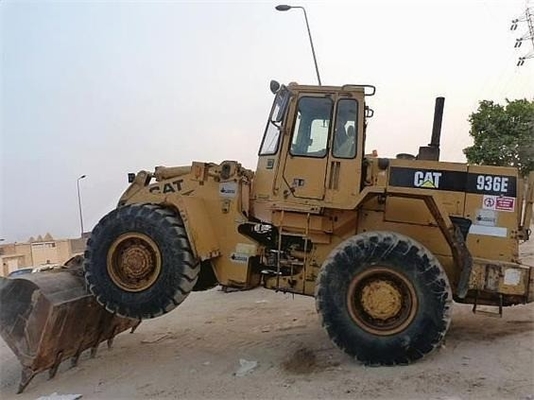 中古 日本HINO エンジン フレーム トラクター CAT 936E 輪載機