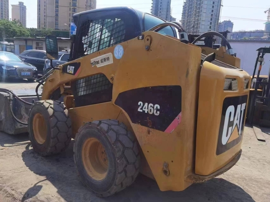 CAT 246C スキッドステアローダー 車輪ローダー より良い燃料節約と土を移動