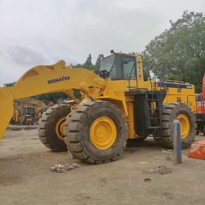 日本製のJCBエンジン付きのコマツーWA600