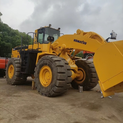 日本製のJCBエンジン付きのコマツーWA600