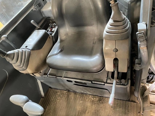 日本からの古着のコベルコ SK40SR ミニ掘削機