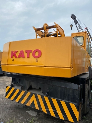 Kato NK-500E 低労働時間,良好な状態で手頃な価格で使用されたクレーン