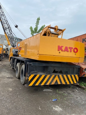 Kato NK-500E 低労働時間,良好な状態で手頃な価格で使用されたクレーン