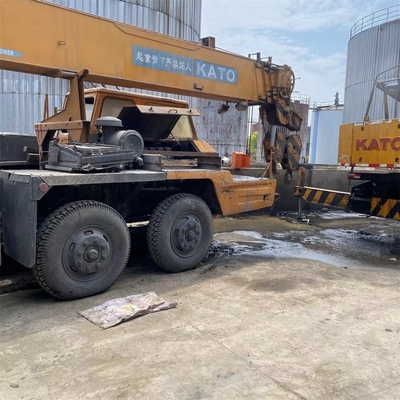 中古 カト NK300E トラッククレーン 30TON マックス 上海で重荷を上げ 良い状態