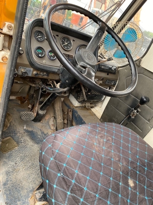 上海で使ったタダノ 50トンの移動クレーン 状態良好 移動型車輪機械