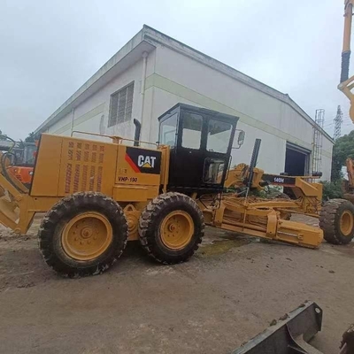 道路タイヤとカミンズエンジンの良い状態で使用された CAT140H モーターグラダー