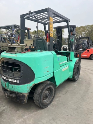 中古 倉庫 コンテナ 4 トン 三?? FD40 水力フォークリフト 状態良好