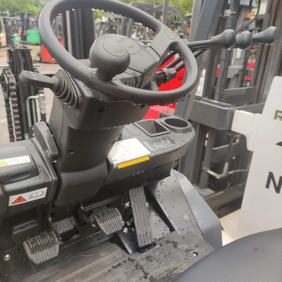 3000KG 2023年 TOYOTA 日本製 FDZN30 3トンのフォークリフト ディーゼルパレットリフティングトラック