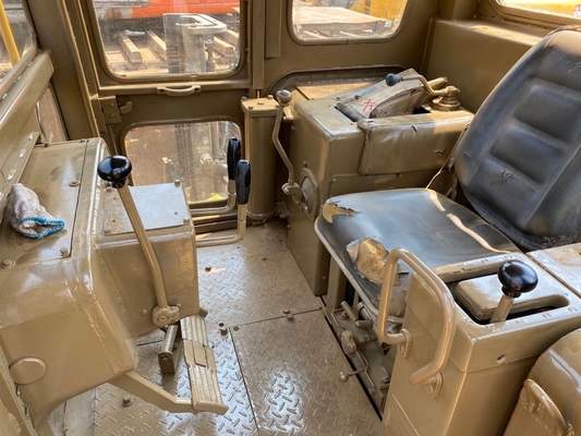 中古のCAT D6Dブルドーザー 液圧シリンダーとポンプが良質