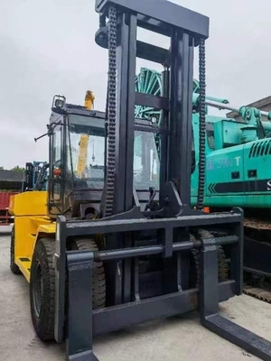中古のKOMATSU FD160 16TON 中古コンテナトラック 良好な状態