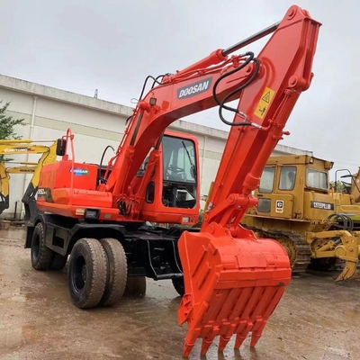 日本で使用された Doosan DH150W-7 15t クローラー掘削機