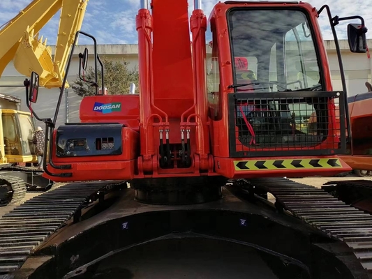 日本原装塗料30トンのショベルで20kWの中古ドーサンDX300LC掘削機