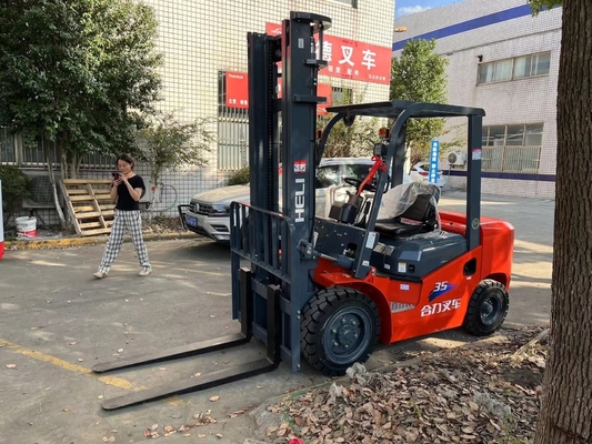 HELI 35 ミニ 3.5 トンのパレットリフティングトラック 作業時間が短く,フォーク幅が940mm