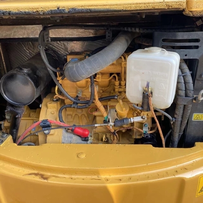 CAT 303.5 日本エンジンと0.3m3のバケツ容量で良い状態の古着掘削機