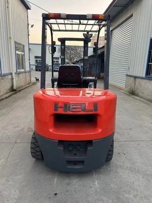 HELI 30フォークリフト 3t パレットリフティングトラックのための多機能で優れた性能