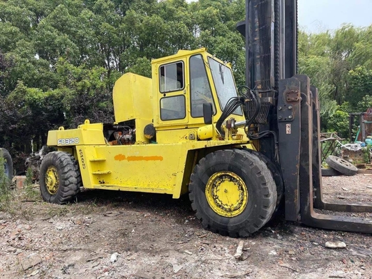 32トンのKOMATSU FD320 ディーゼルフォークリフト,手動操作と低労働時間