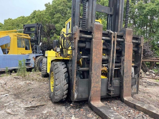 32トンのKOMATSU FD320 ディーゼルフォークリフト,手動操作と低労働時間