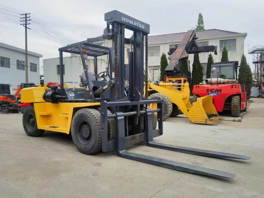 KOMATSU FD150 15トンの手動操作パレットリフティングトラック