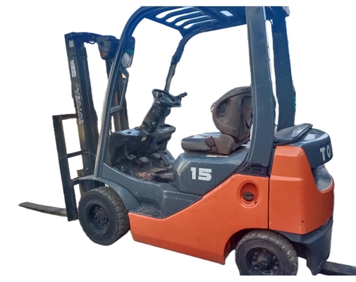 中古ディーゼルパワー トヨタ FD15 ミニフォークリフト トラック 優れた作業状態 1.5 トン