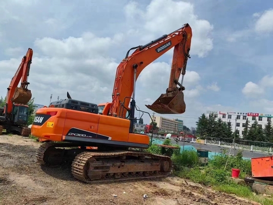 30トンの使い物 ドーサン DX300LC-9C 水力掘削機 原装塗料とEPAエンジン 韓国