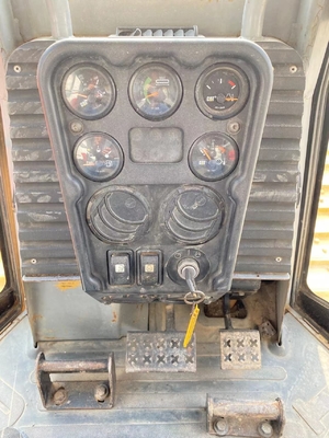CAT D5G 中古 クローラーブルドーザー 施工用 寸法 5447*3442*3160mm