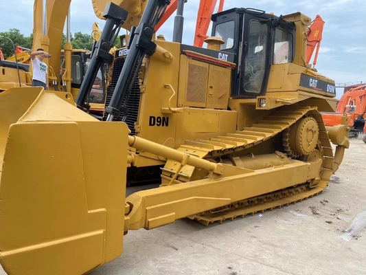 日本における高効率の水力クローラーカタピラー CAT D9Nブルドーザー