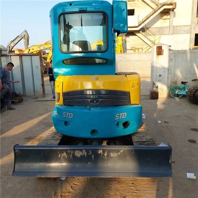 オリジナルの水力シリンダーを持つ古着水力掘削機 クローラー掘削機 Kubota KX135