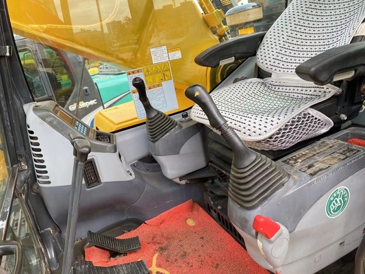中古のKOMATSU PC400-7 高級水力システムと400KWのエンジンを備えた掘削機