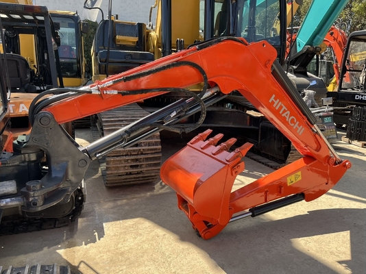 日本から直送 中古のHITACHI ZX35ミニ掘削機