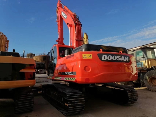 DOOSAN DX300LC 水力掘削機 最良の低作業 DOOSAN 使った性能