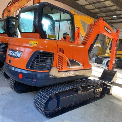 40KW DOOSAN DX55 掘削機 低エネルギー消費 5.5トンの稼働重量 価格も手頃