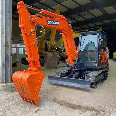 DOOSAN DX60 6TON クローラー 水力掘削機 原装韓国部品で安価