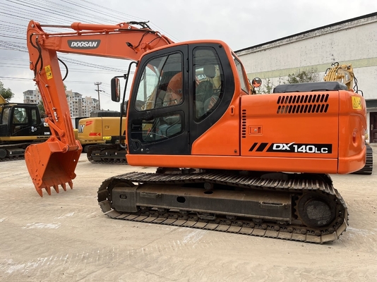 DOOSAN 140LC 掘削機 14 トンの掘削機 78KWの電力で良好な状態で手頃な価格で