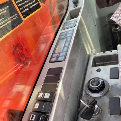 DOOSAN DX300LC 掘削機 30TON 稼働重量 強力なパワー 駆動式掘削機