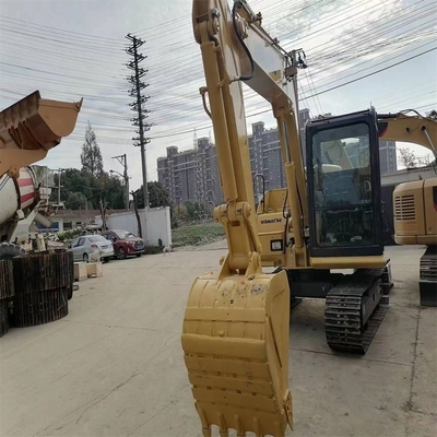日本製 コマツシ 中古掘削機 7トン コマツシ PC70 掘削機 重量 7000 kg