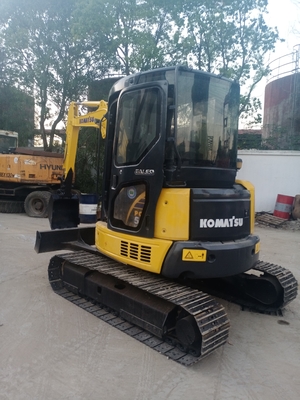 KOMATSU PC55 クローラー掘削機 5.5トンのミニ掘削機 日本原装と水力弁
