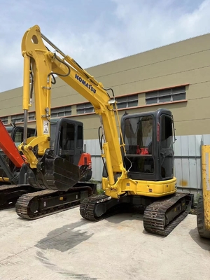 中古 KOMATSU PC40MR-2 掘削機 中古 4トンの設備 建設掘削機 今日
