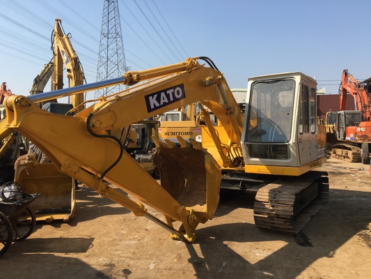 KATO HD-450 オリジナルカラーと建設機械の水力クローラー掘削機