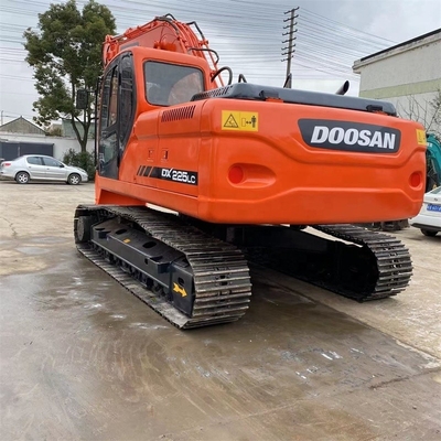 低労働時間 0-2000 あなたの建設事業のためのDX225LCの中古ドーサン掘削機