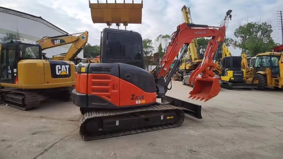 中古のHITACHI 65掘削機 6.5t ミニクローラー掘削機 2022年の建設機械