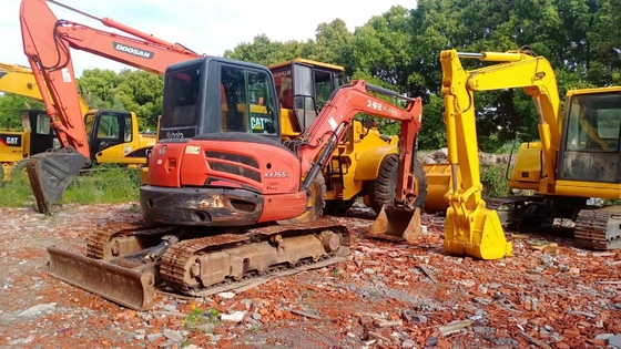 日本原装液圧システム付きの古ボタ KX155-5 掘削機