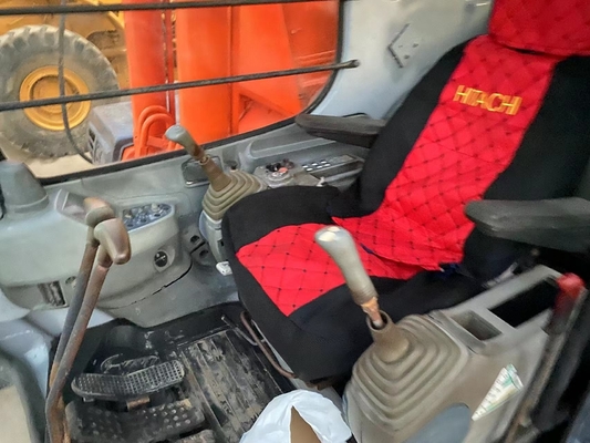 中古のHITACHI EX200掘削機 優れた作業状態 20トンの掘削機