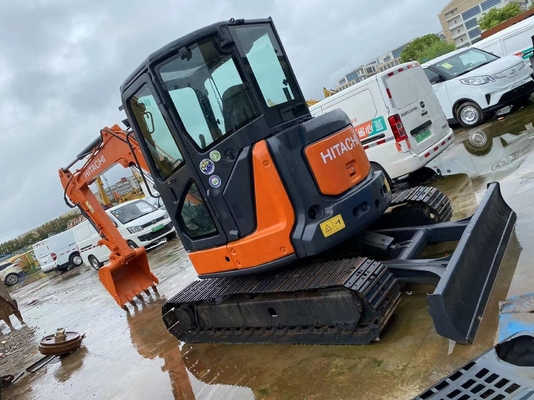 中古 HITACHI ZX55 ミニ掘削機 5.5 トンの小型掘削機