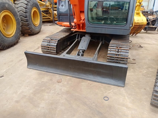 HITACHI ZX60 ミニ掘削機 中古 6TON 作業重量 優れた作業状態