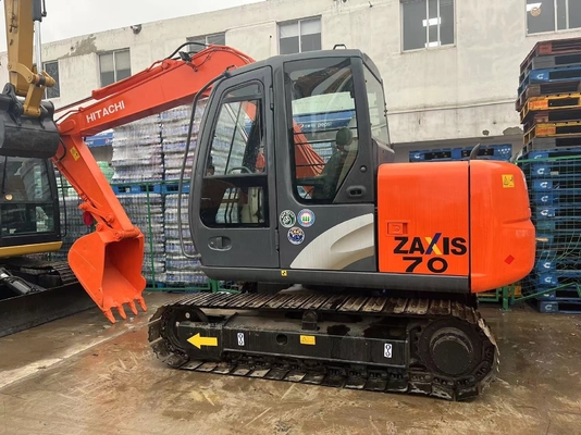 中古のヒタチZX70 水力クローラー掘削機 0.28m3 バケット容量