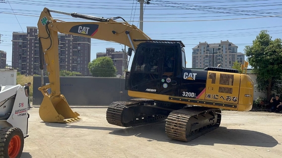 中古 掘削機 掘削機 チャンジアン 水力ポンプ カタピラー 320DL 日本原料