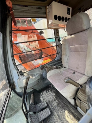 中古 掘削機 移動型 クローラー 掘削機 ヒタチ EX200 中古 掘削機