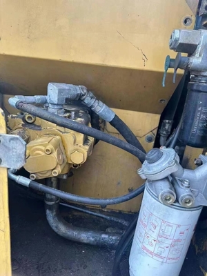 日本製の古き重用機器 Cat307D クローラー掘削機